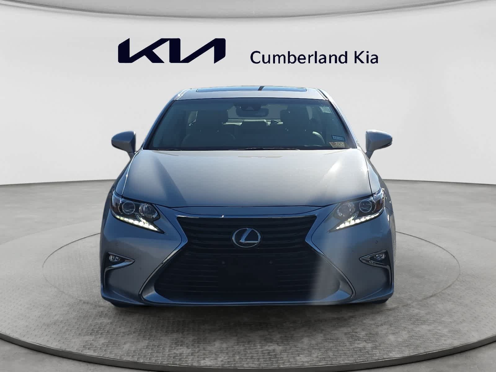Used 2017 Lexus ES 350 w/ Premium Package FWD image 8