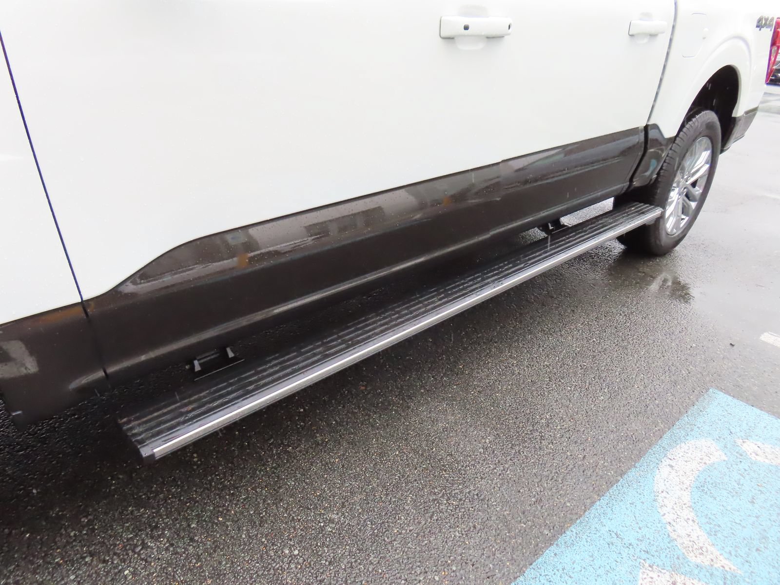 Used 2024 Ford F150 King Ranch AWD/4WD image 11