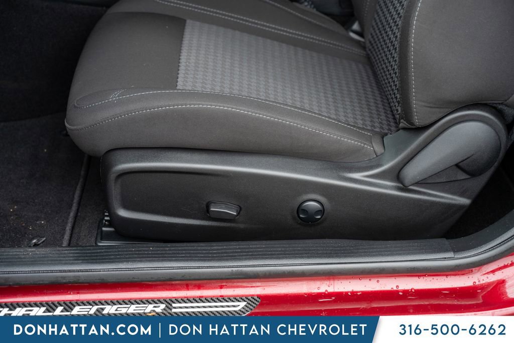 Used 2023 Dodge Challenger SXT w/ Cold Weather Group image 18