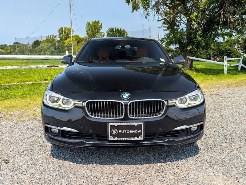 Used 2018 BMW 340i xDrive Sedan AWD/4WD image 2