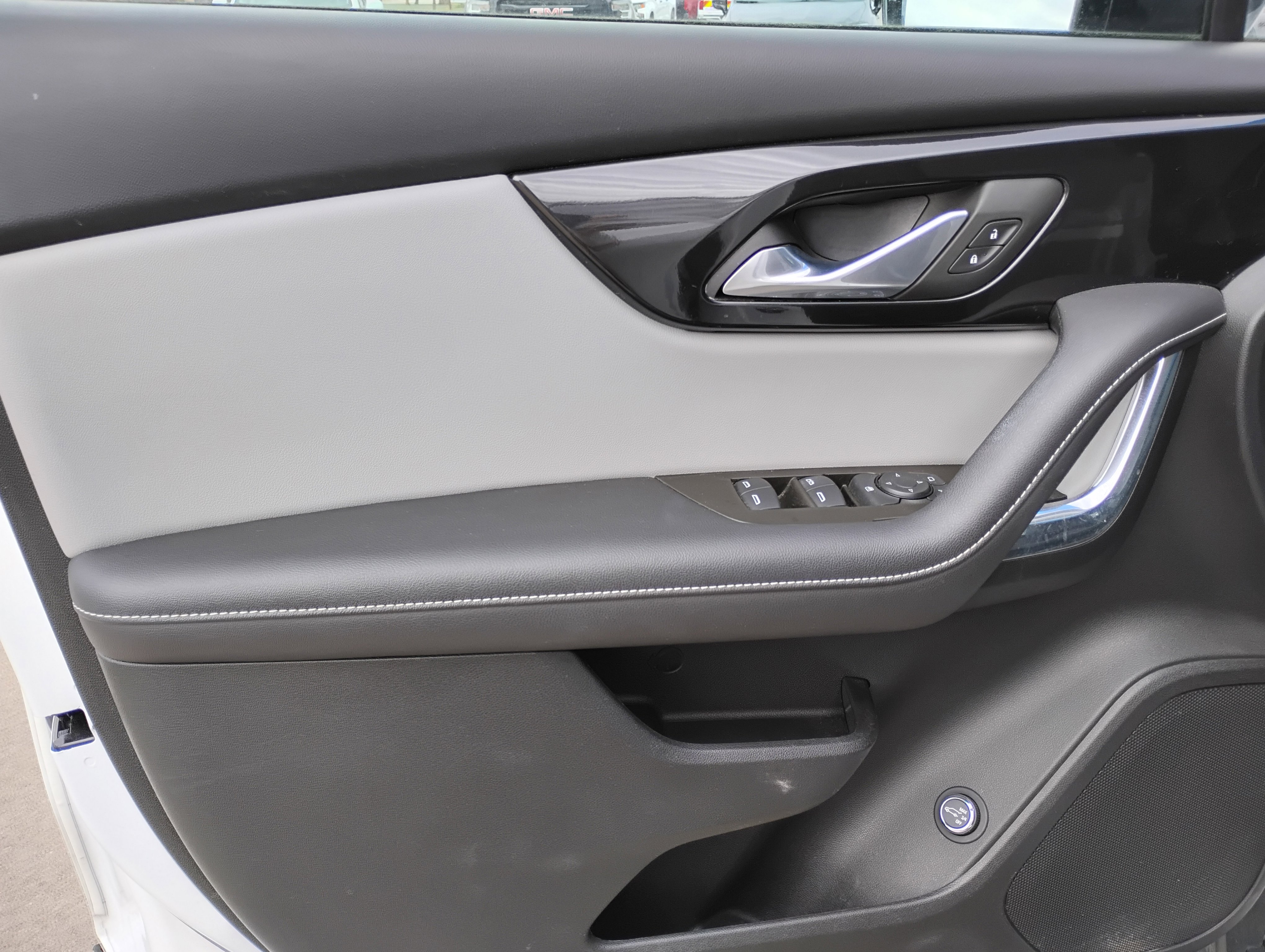 Used 2023 Chevrolet Blazer LT w/ Convenience Package AWD/4WD image 15