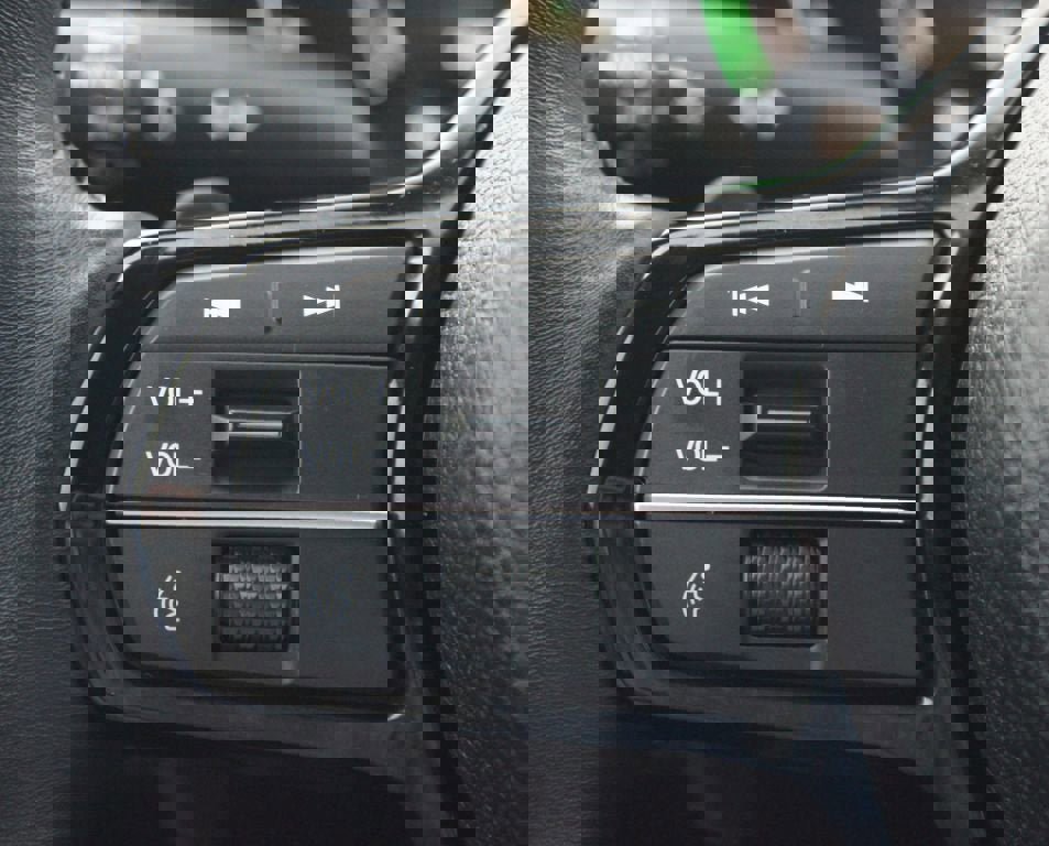 Used 2023 Honda Accord Touring image 10