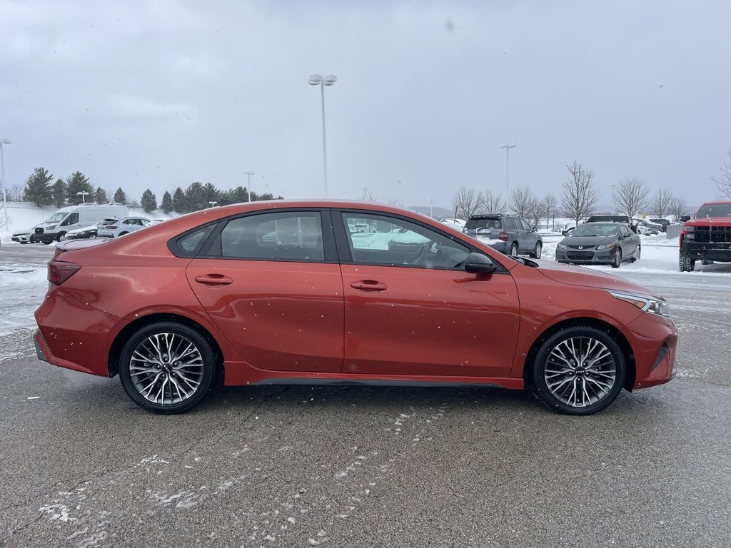 Certified 2023 Kia Forte GT-Line image 2