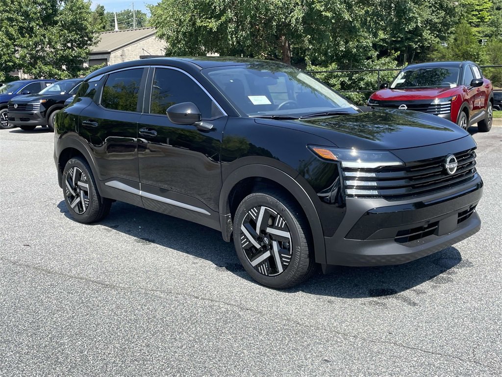 New 2025 Nissan Kicks SV w/ Illumination Package image 5