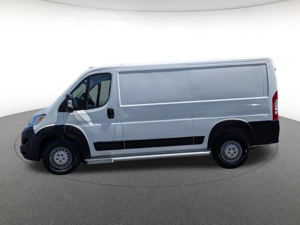 Used 2025 RAM ProMaster 2500 w/ U-Haul Equipment Group FWD image 8