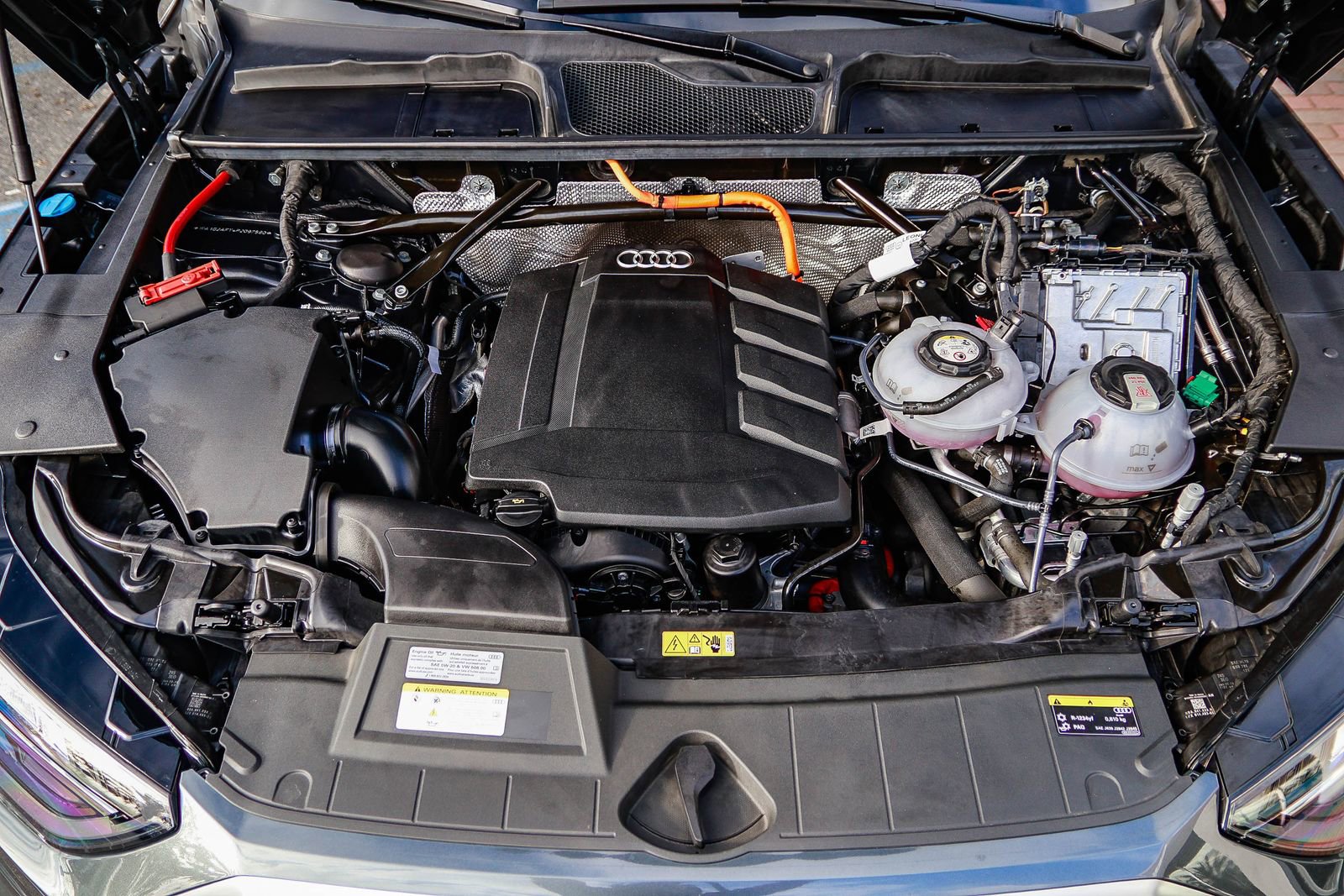 Certified 2023 Audi Q5 e Premium w/ Convenience Package image 29