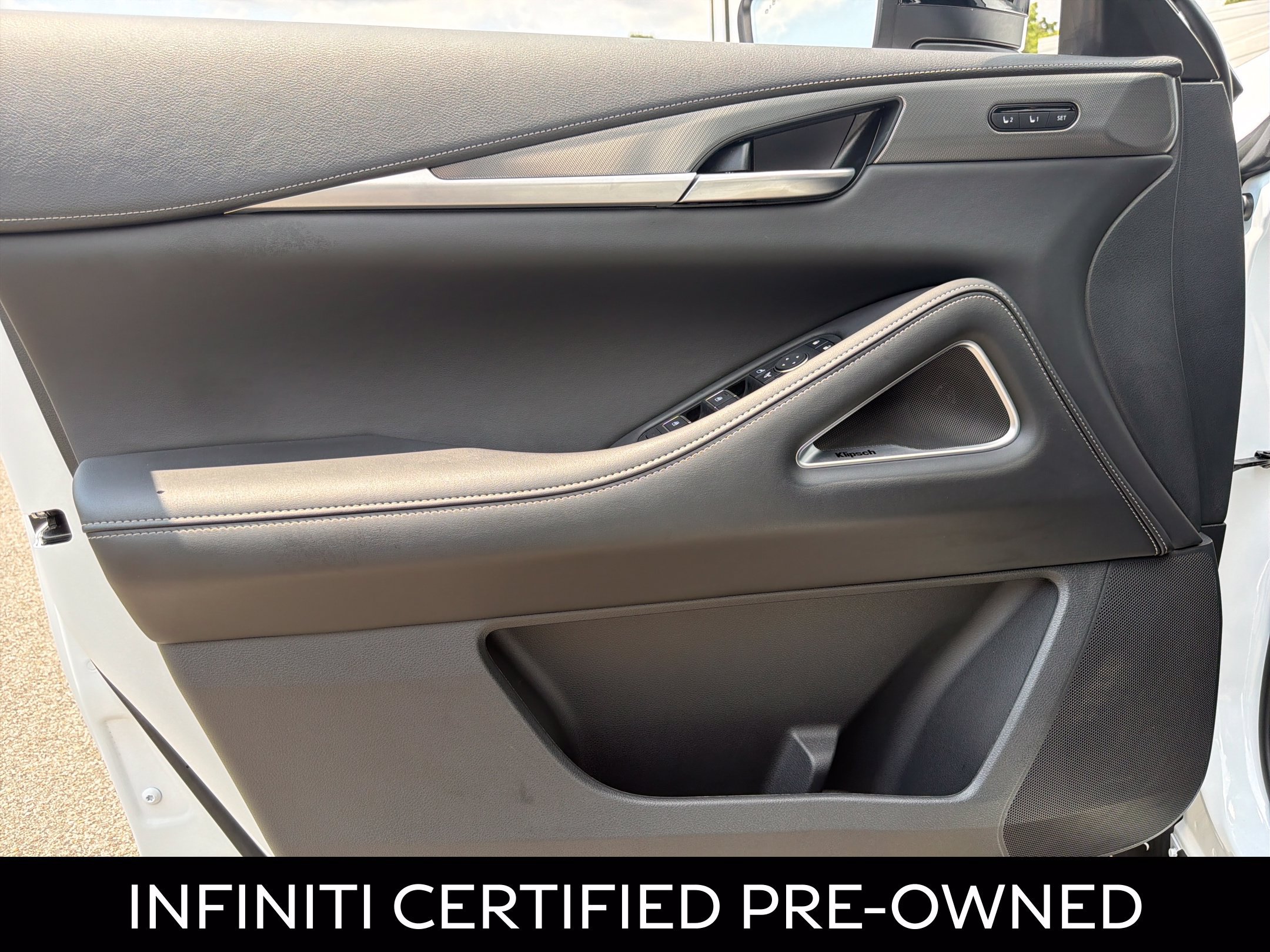 Certified 2026 INFINITI QX60 Luxe w/ Cargo Package FWD image 28