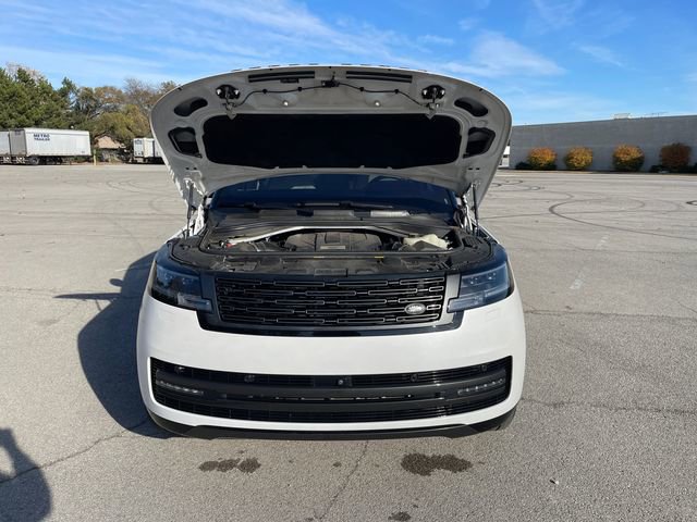 Used 2023 Land Rover Range Rover SE image 23
