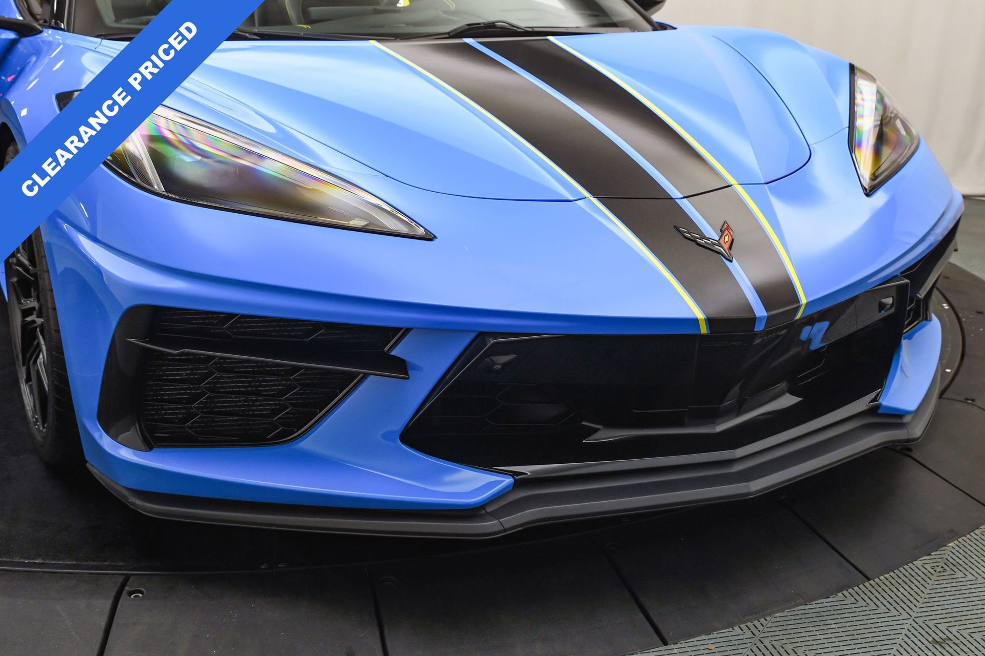 Used 2023 Chevrolet Corvette Stingray Premium Conv w/ Z51 Performance Package image 24