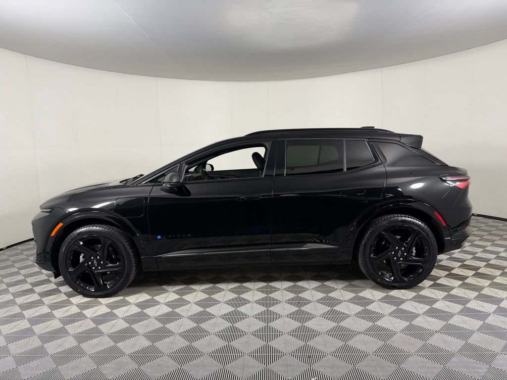 Used 2024 Chevrolet Equinox EV RS image 11