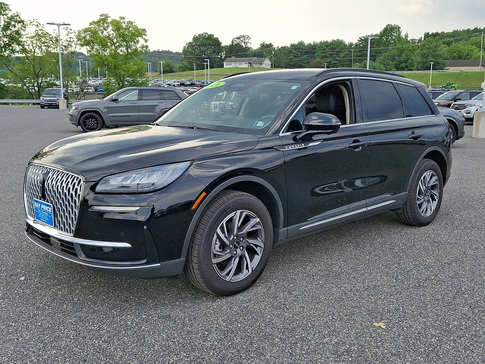 Certified 2026 Lincoln Corsair Premiere AWD/4WD image 4