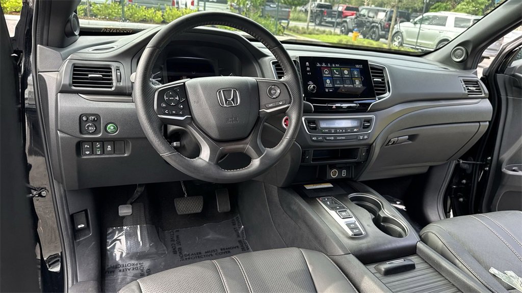 Used 2023 Honda Passport TrailSport image 36