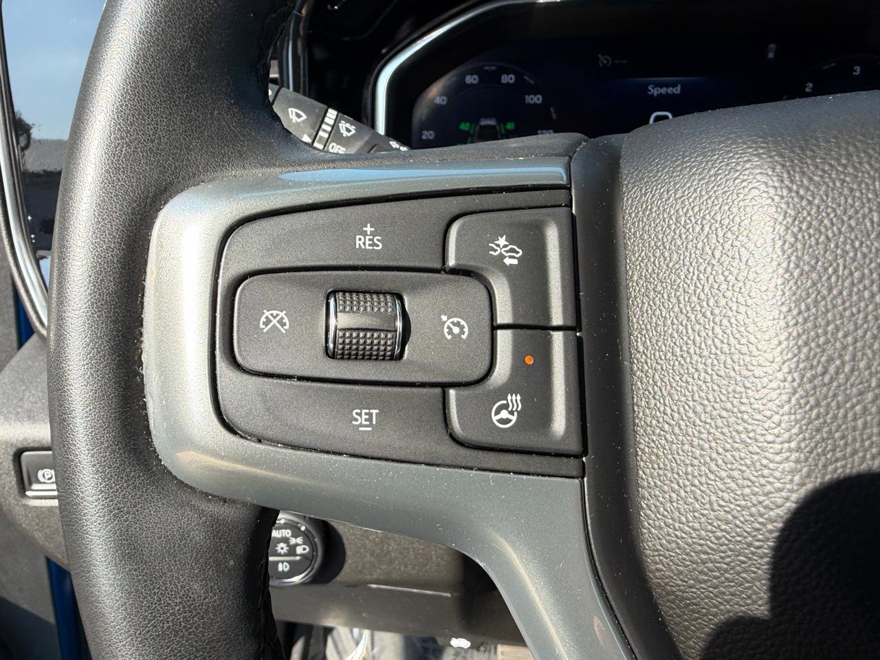 Used 2024 Chevrolet Silverado 1500 RST AWD/4WD image 26