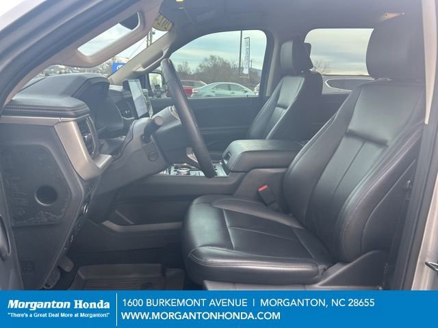 Used 2024 Ford Expedition XLT image 14