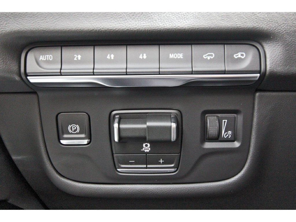 New 2027 Cadillac Escalade Sport w/ Touring Package AWD/4WD image 15