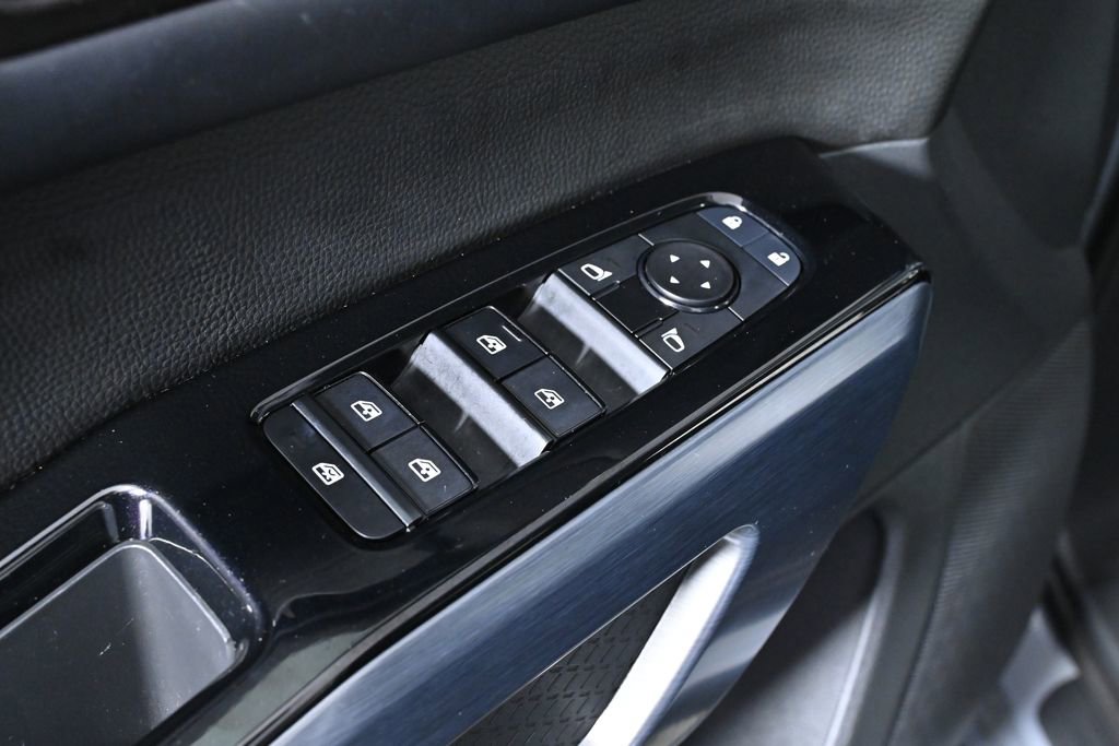 Certified 2024 Nissan Pathfinder SL image 21