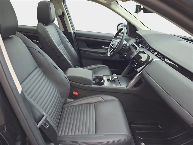 Used 2025 Land Rover Discovery Sport S image 10