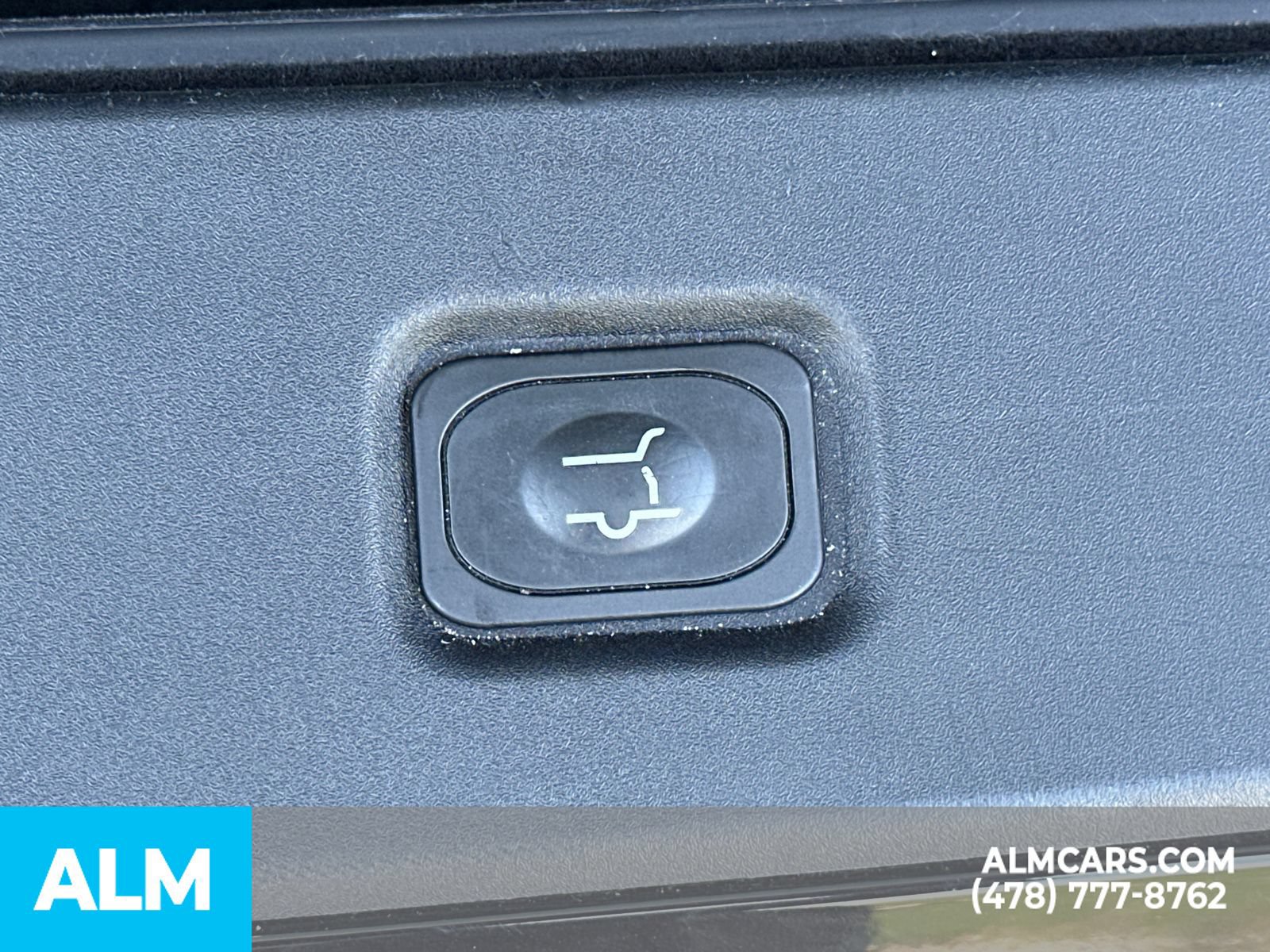 Used 2025 Ford Expedition Platinum w/ Driver's Package AWD/4WD image 23