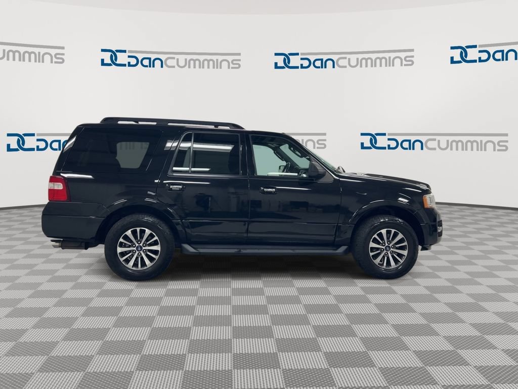 Used 2016 Ford Expedition XLT AWD/4WD image 9