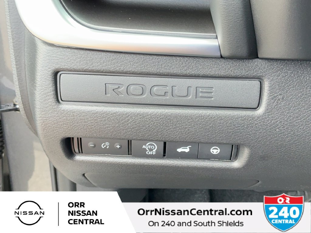 New 2027 Nissan Rogue Dark Armor FWD image 19