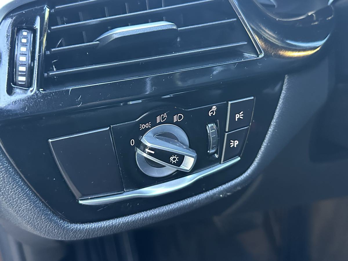 Used 2019 BMW 540i xDrive AWD/4WD image 28