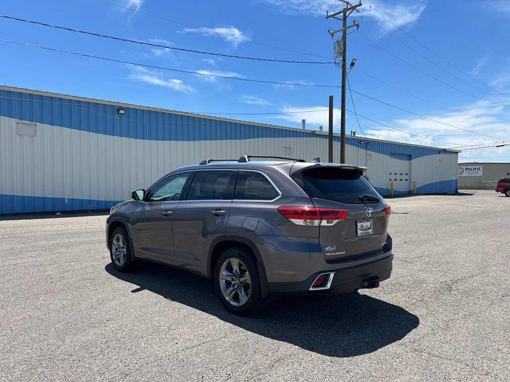Used 2019 Toyota Highlander Limited Platinum AWD/4WD image 3