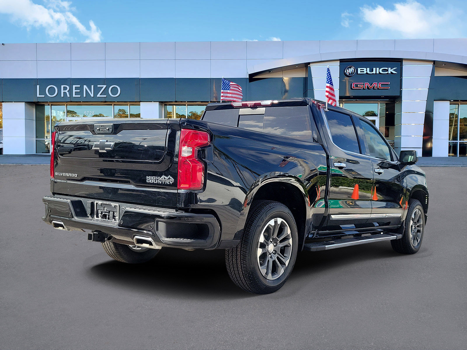 Used 2024 Chevrolet Silverado 1500 High Country w/ Technology Package AWD/4WD image 4