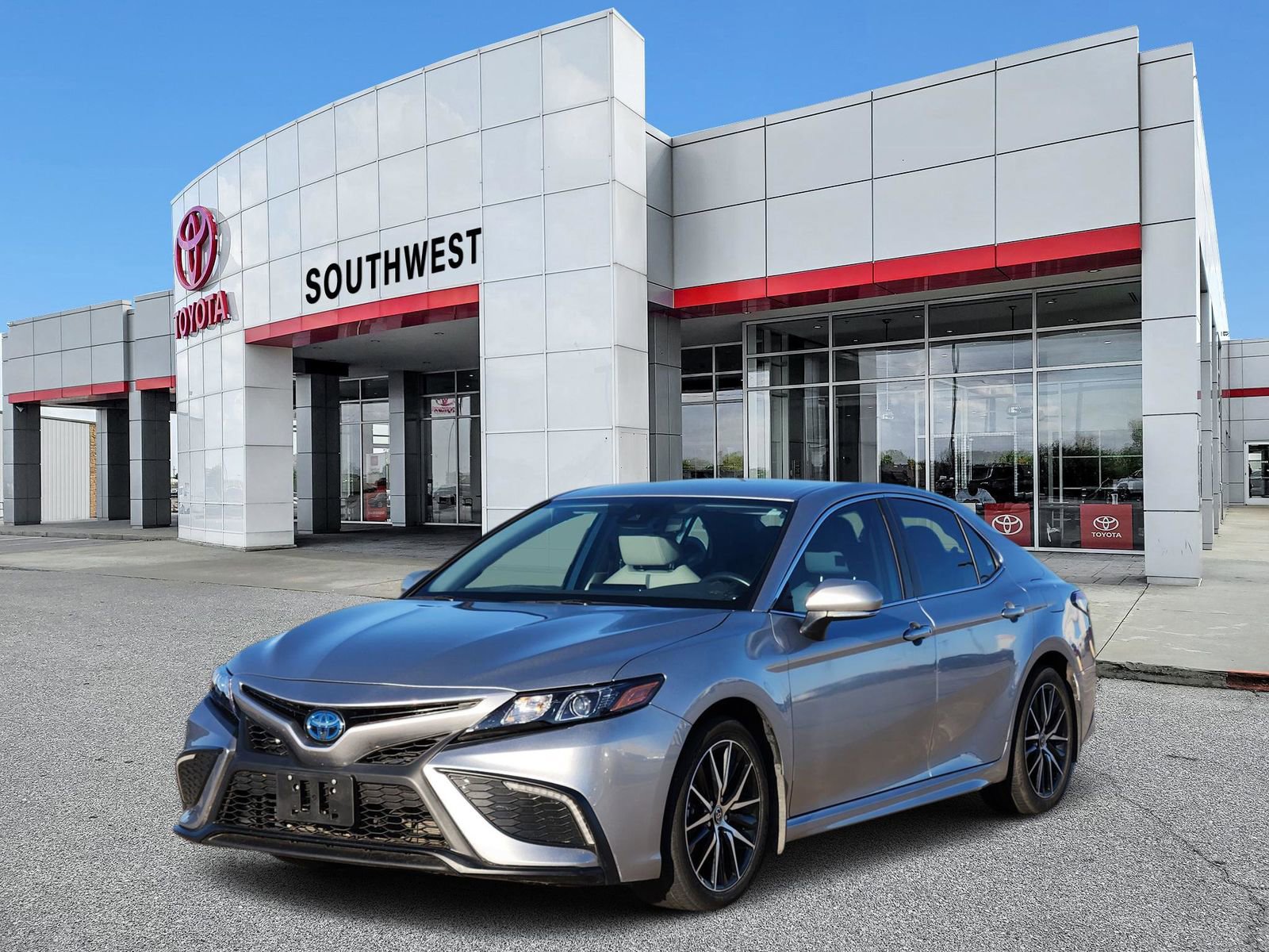 Used 2023 Toyota Camry SE video 2