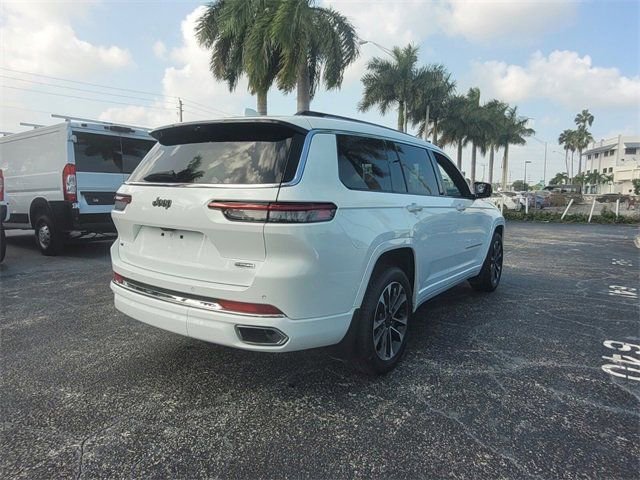 Used 2021 Jeep Grand Cherokee L Overland w/ Luxury Tech Group IV image 19