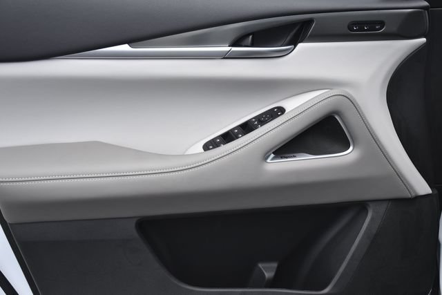 New 2027 INFINITI QX60 Luxe w/ Cargo Package FWD image 27