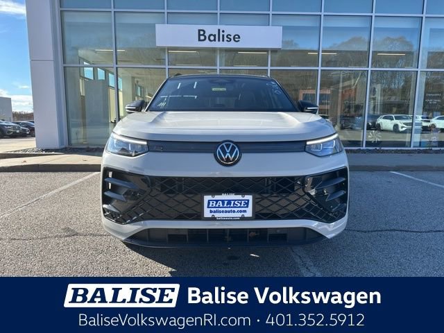 New 2026 Volkswagen Tiguan SE R-Line video 2