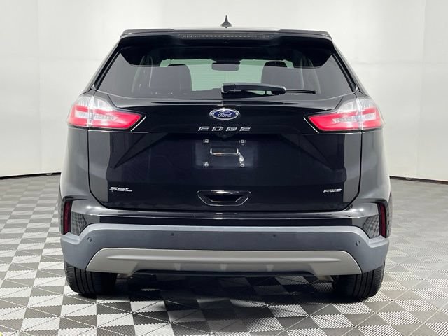 Used 2024 Ford Edge SEL AWD/4WD image 10