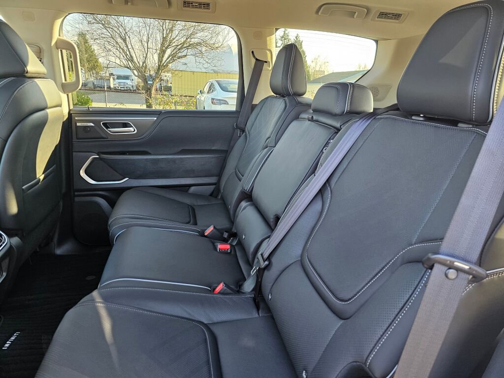 New 2026 INFINITI QX80 Luxe w/ Cargo Package image 22