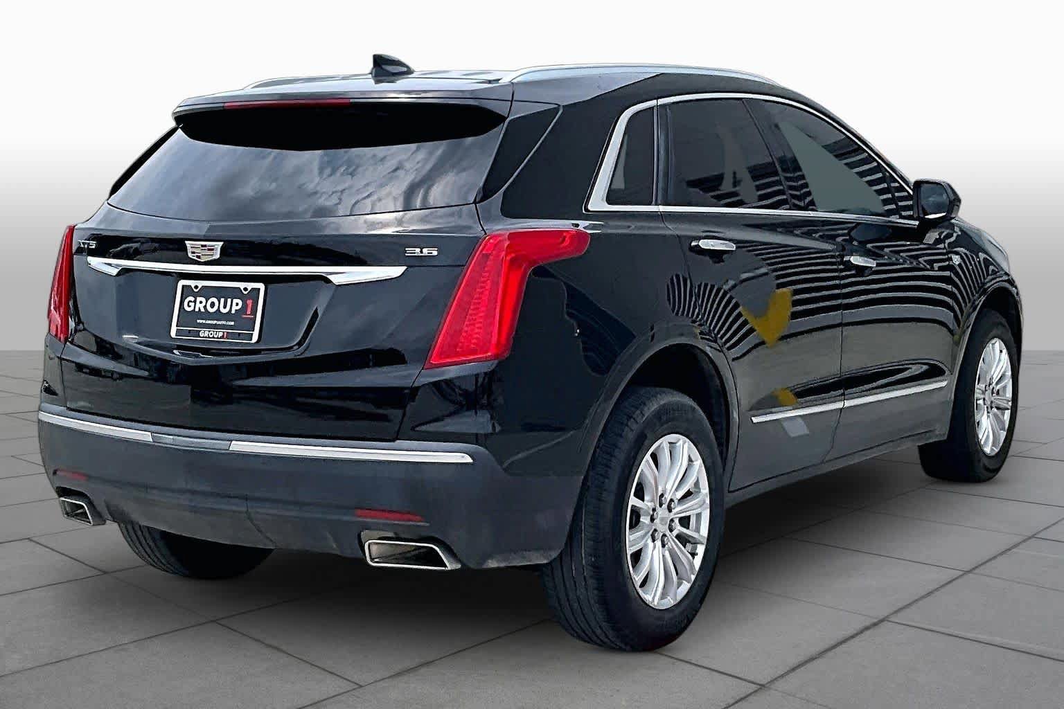 Used 2018 Cadillac XT5 FWD image 12