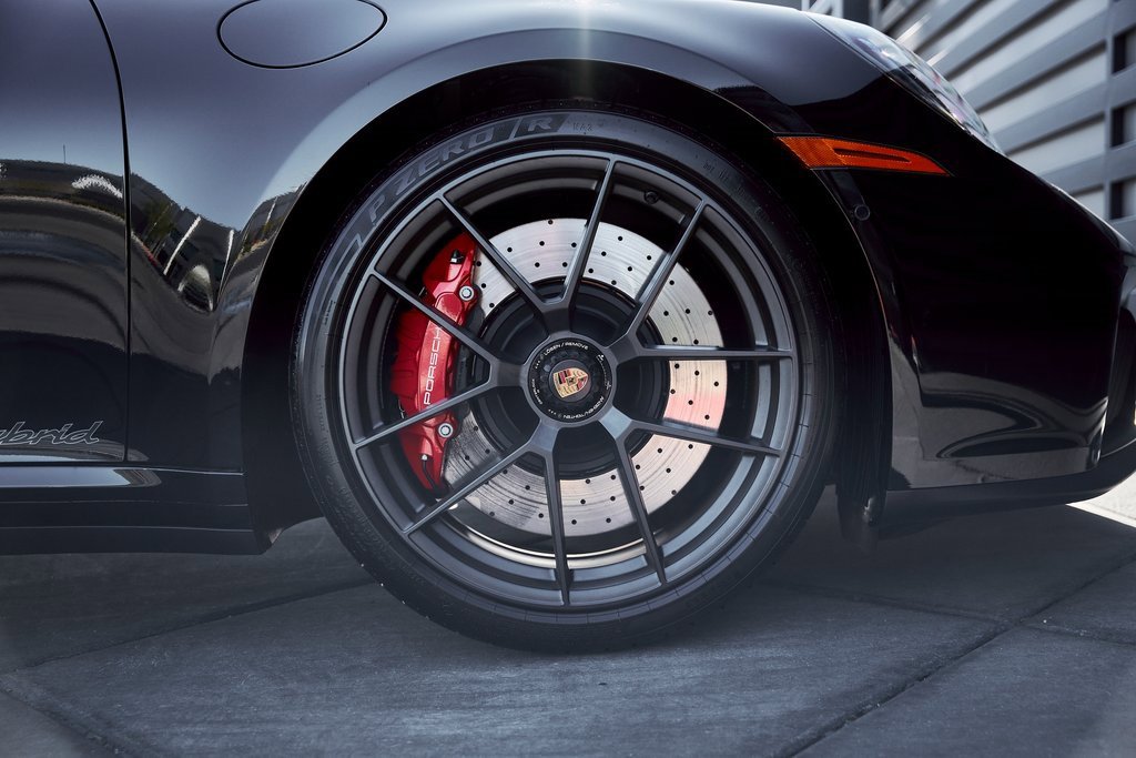 Used 2026 Porsche 911 Carrera GTS w/ Premium Package image 21