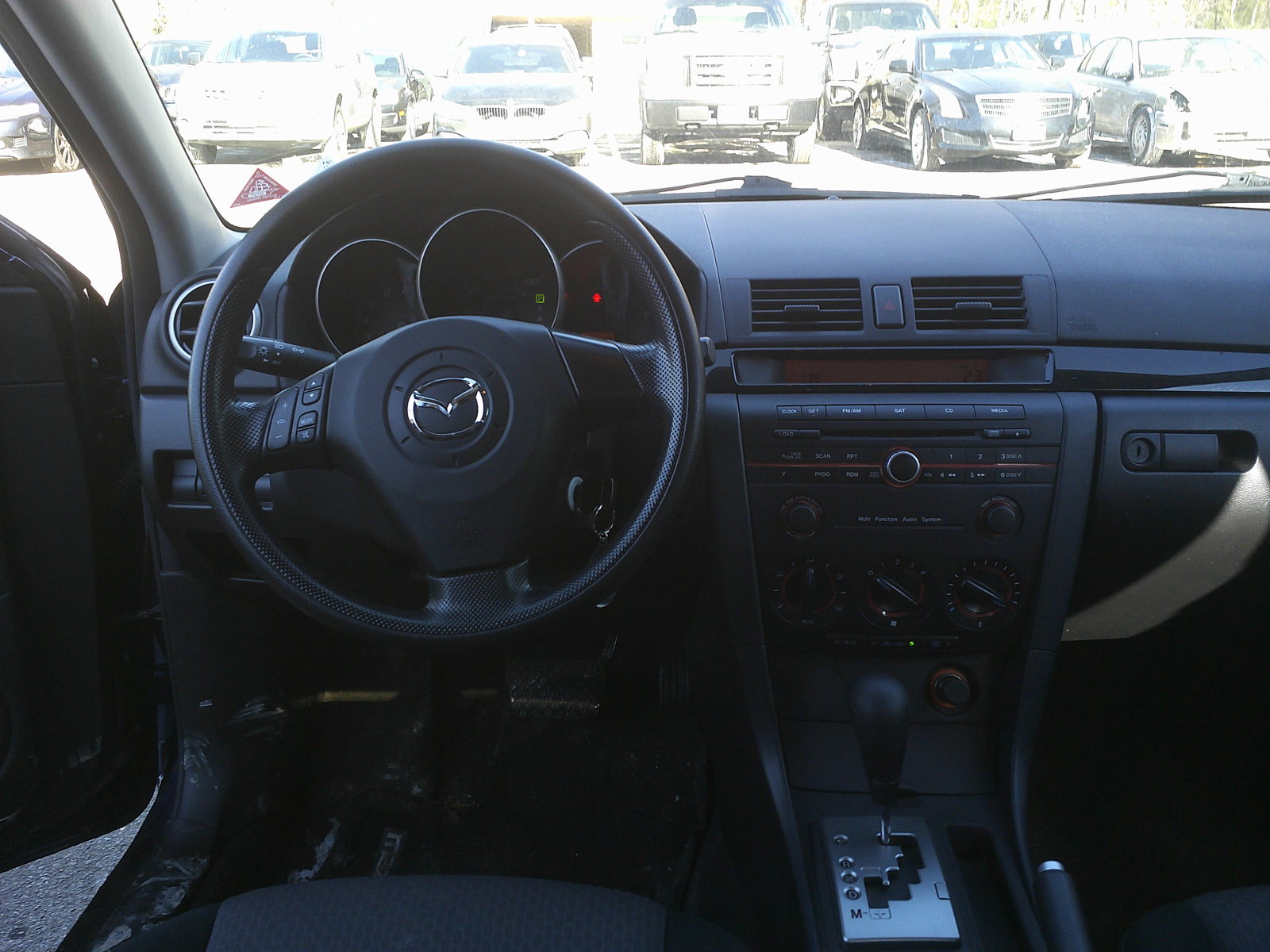Used 2006 MAZDA MAZDA3 I image 12