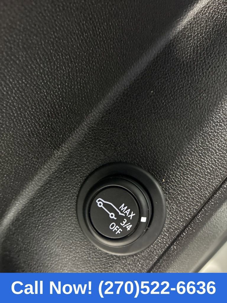 Used 2020 Chevrolet Equinox LT image 19