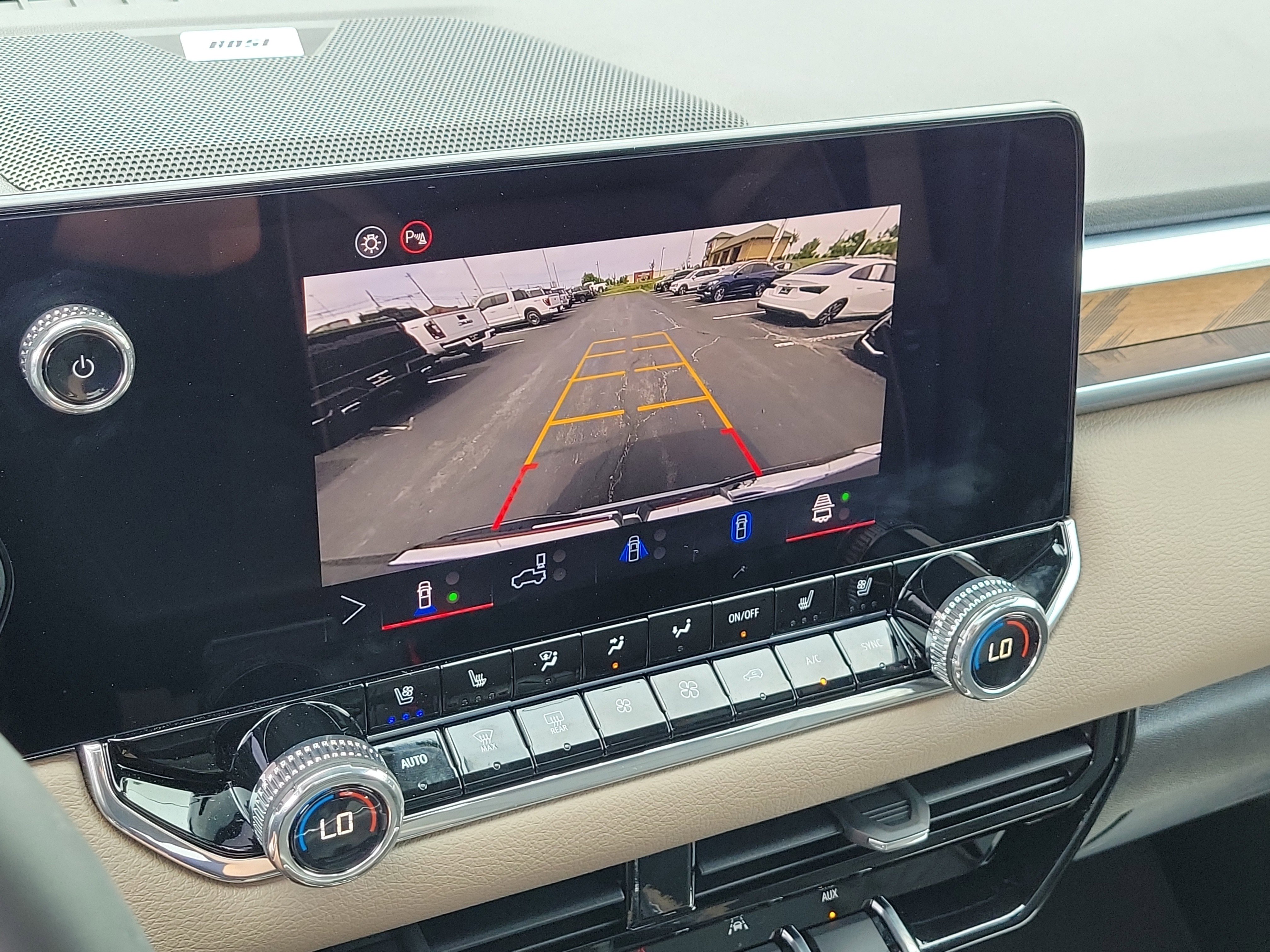 Used 2026 GMC Canyon Denali AWD/4WD image 26