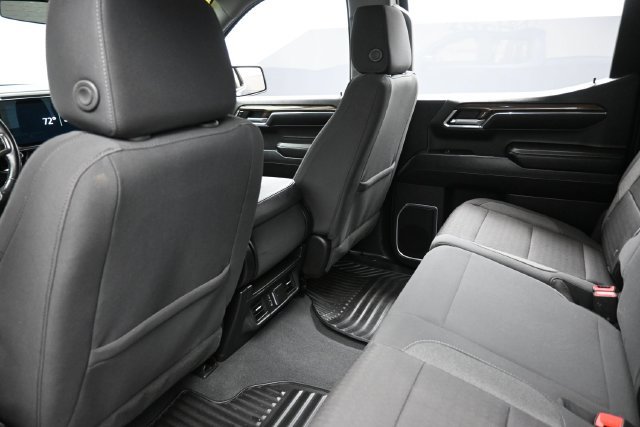 Used 2024 Chevrolet Silverado 1500 LT AWD/4WD image 24