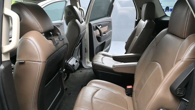 Used 2016 GMC Acadia SLT w/ Open Road Package AWD/4WD image 24