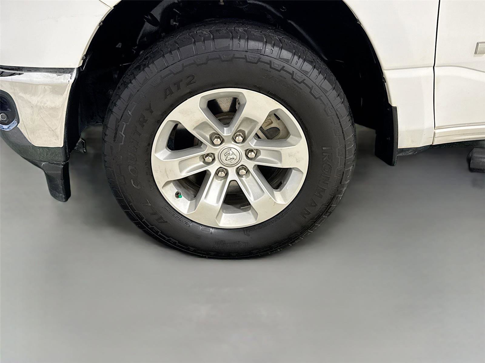 Used 2023 RAM 1500 Laramie AWD/4WD image 31