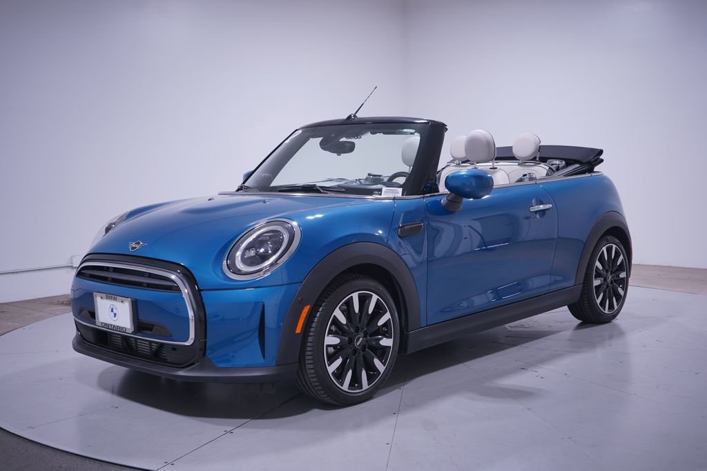Used 2022 MINI Cooper Convertible w/ Driver Assistance Package FWD image 6