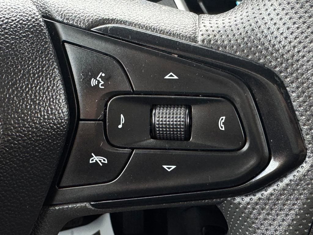 Used 2025 Chevrolet TrailBlazer LT AWD/4WD image 25