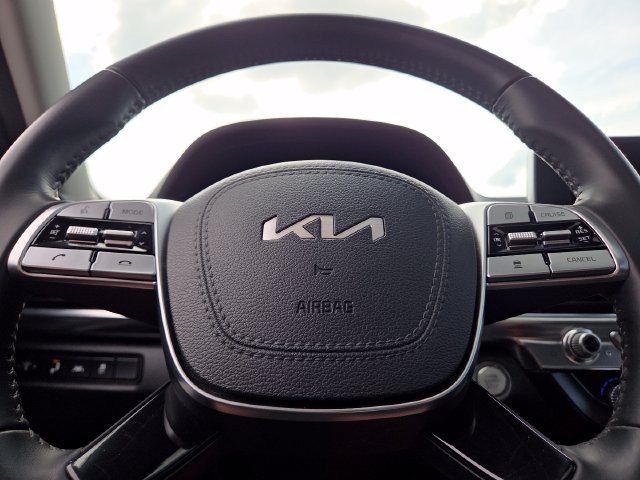 Used 2022 Kia Telluride S AWD/4WD image 30