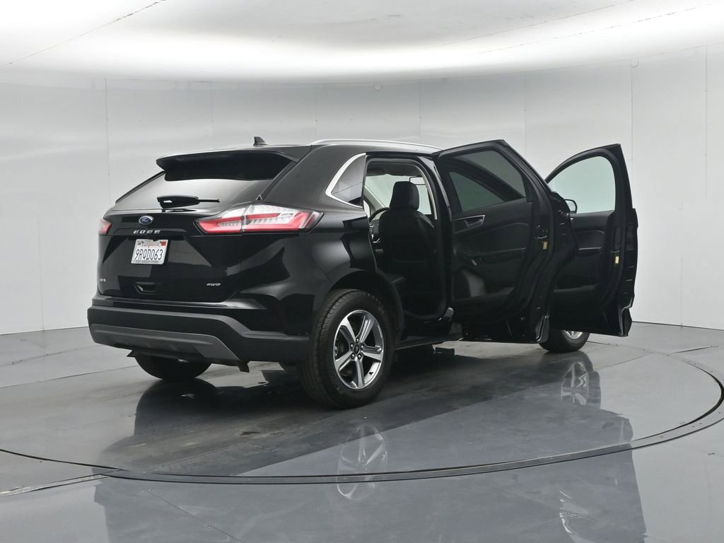 Used 2024 Ford Edge SEL w/ Convenience Package AWD/4WD image 32