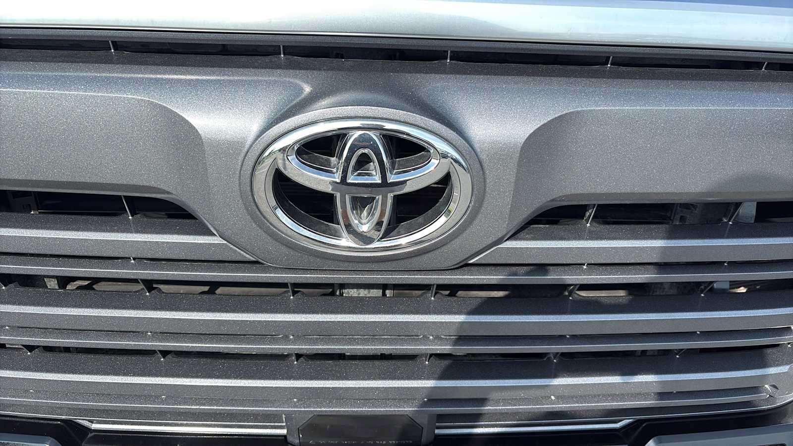 Used 2023 Toyota Tundra Limited w/ Power Package AWD/4WD image 28