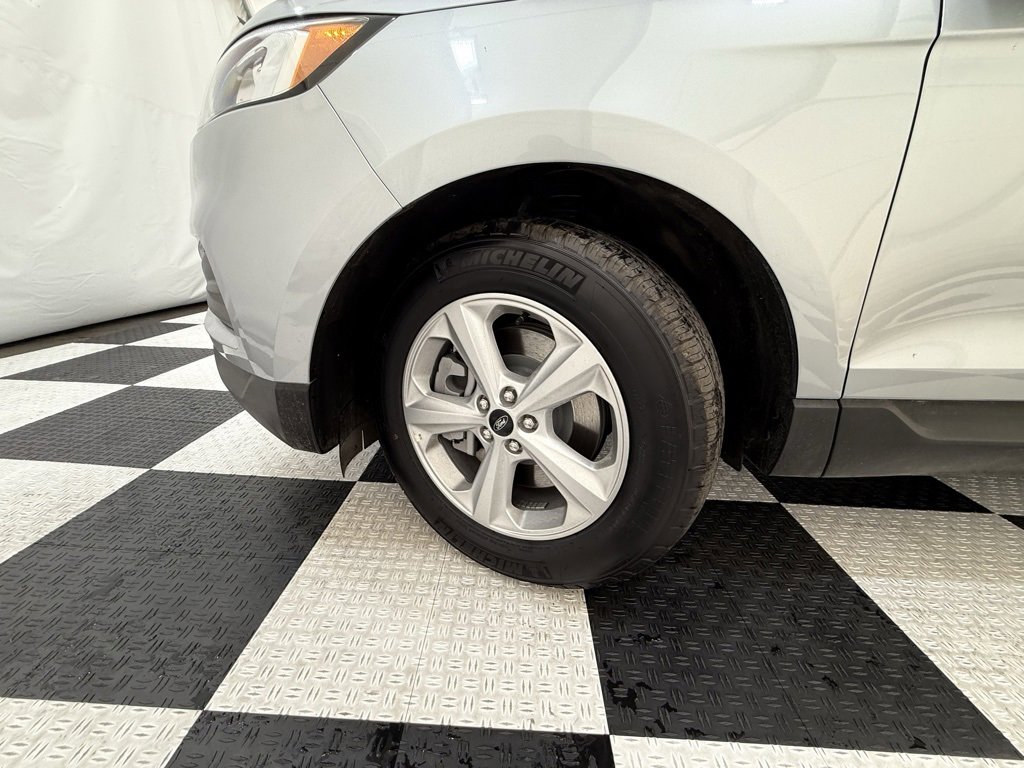 New 2024 Ford Edge SE image 10