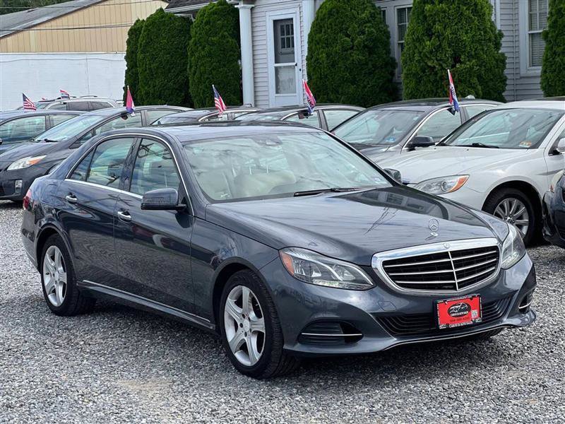 Used 2014 Mercedes-Benz E 350 4MATIC Sedan image 1