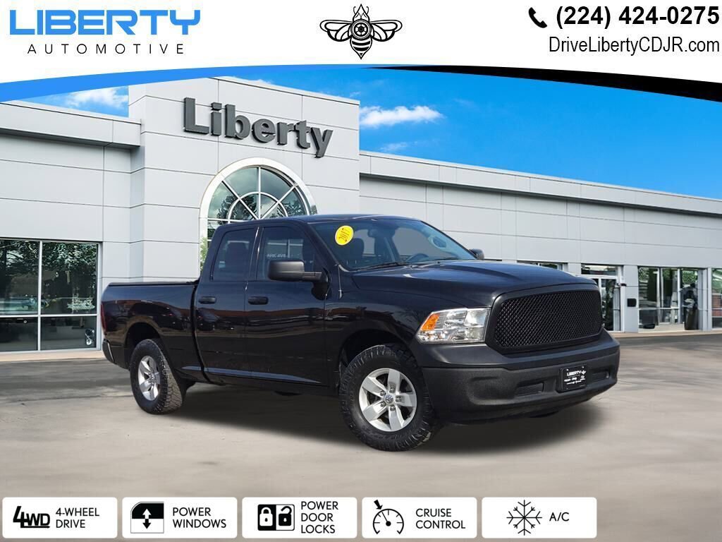 Used 2017 RAM 1500 Classic SLT image 1