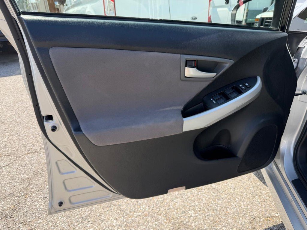 Used 2013 Toyota Prius Two image 15